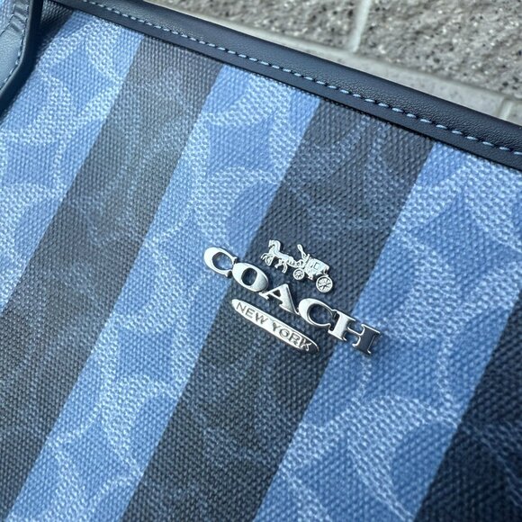 coach Large City Tote Bag In Signature Canvas With Stripe cbi03 - Picture 4 of 8